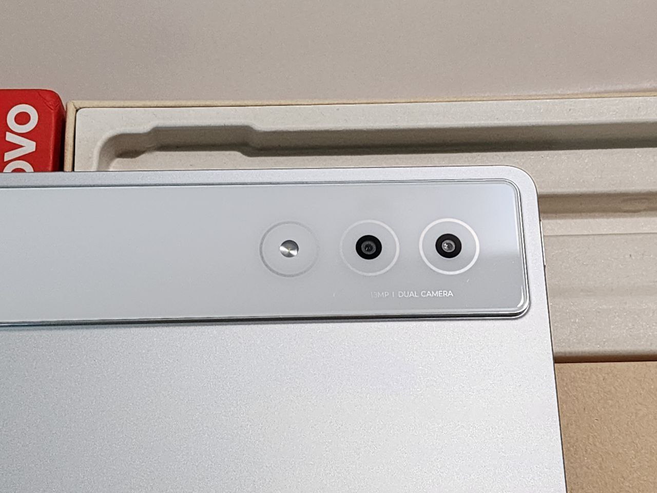 후면 카메라 클로즈업