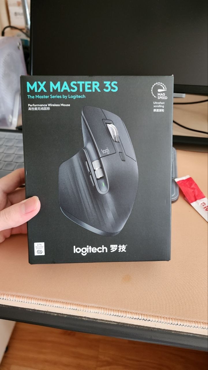로지텍 MX Master 3S 패키지 박스